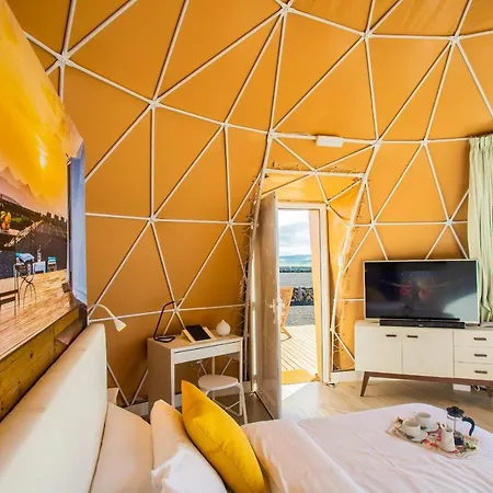 Eslanzarote Luxurious Eco Dome Experience